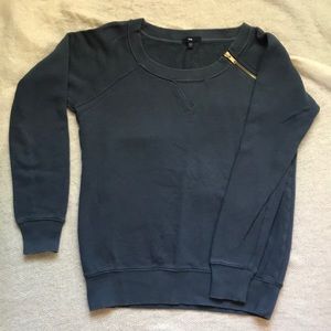 GAP Sweatshirt